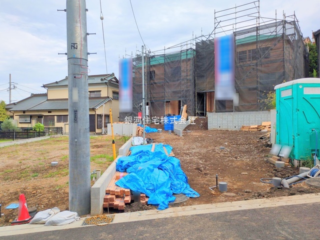 G00379884 神奈川県秦野市北矢名 新築一戸建て 2780万円 土地面積208.53m² (約63.08坪) 建物面積95.17m² (約28.78坪) 間取り４ＬＤＫ 築年月2025年09月【外観2】