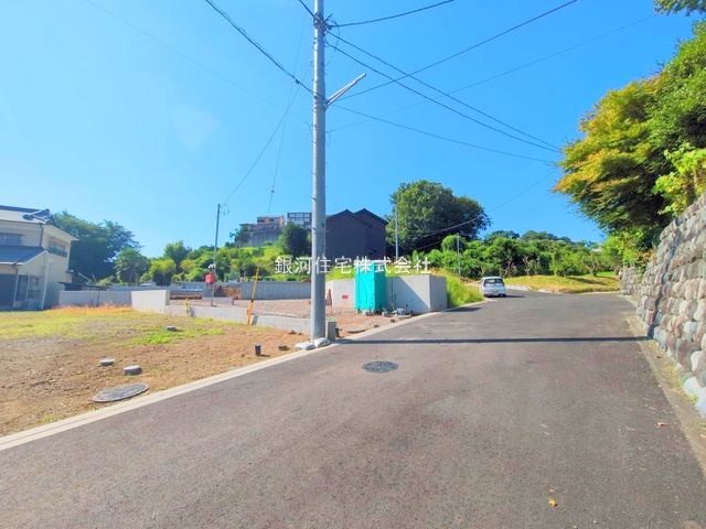 G00379884 神奈川県秦野市北矢名 新築一戸建て 2780万円 土地面積208.53m² (約63.08坪) 建物面積95.17m² (約28.78坪) 間取り４ＬＤＫ 築年月2025年09月【外観6】