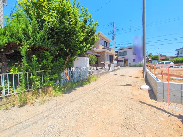 G00379886 神奈川県平塚市南豊田 新築一戸建て 2880万円 土地面積123.31m² (約37.30坪) 建物面積97.60m² (約29.52坪) 間取り４ＬＤＫ 築年月2025年09月【外観7】