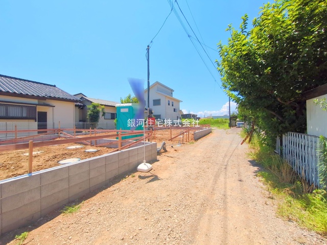 G00379886 神奈川県平塚市南豊田 新築一戸建て 2880万円 土地面積123.31m² (約37.30坪) 建物面積97.60m² (約29.52坪) 間取り４ＬＤＫ 築年月2025年09月【外観9】