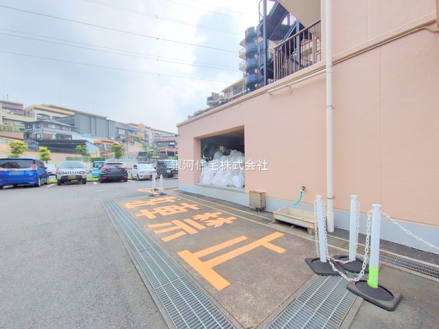 G00379888 埼玉県川口市大字里 中古マンション 2080万円 専有面積59.61m² (約18.03坪) 間取り３ＬＤＫ 所在階3階 築年月1988年03月(築37年)【外観6】