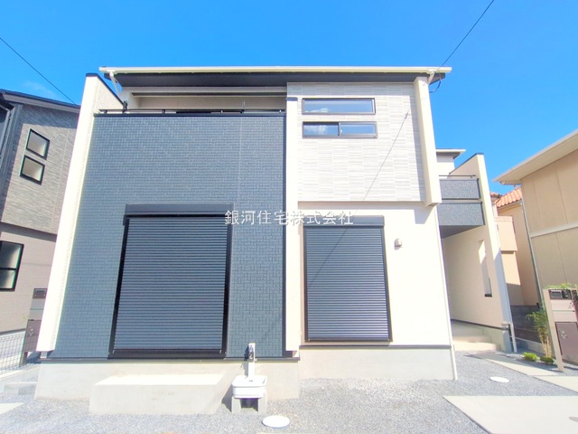 G00380178 埼玉県上尾市二ツ宮 新築一戸建て 4198万円 土地面積145.91m² (約44.13坪) 建物面積100.55m² (約30.41坪) 間取り４ＬＤＫ 築年月2025年10月(築１年以内)【外観9】