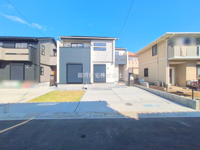 G00380178 埼玉県上尾市二ツ宮 新築一戸建て 4198万円 土地面積145.91m² (約44.13坪) 建物面積100.55m² (約30.41坪) 間取り４ＬＤＫ 築年月2025年10月(築１年以内)【外観13】