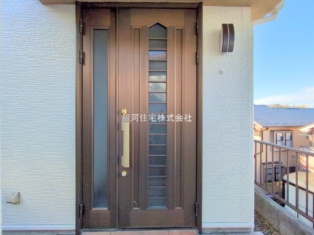 G00382057 神奈川県横浜市栄区公田町 中古一戸建て 2699万円 土地面積177.67m² (約53.74坪) 建物面積92.74m² (約28.05坪) 間取り４ＬＤＫ 築年月1999年09月(築26年)【外観8】