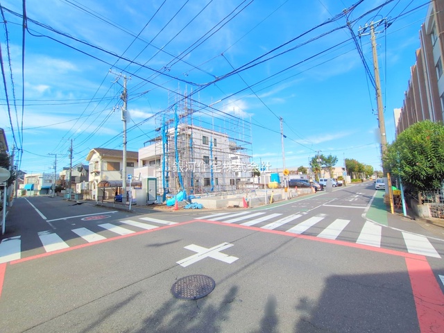 G00383586 埼玉県蕨市塚越５丁目 新築一戸建て 5280万円 土地面積73.54m² (約22.24坪) 建物面積105.30m² (約31.85坪) 間取り３ＳＬＤＫ 築年月2026年01月【外観6】