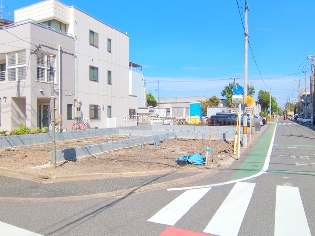 G00383586 埼玉県蕨市塚越５丁目 新築一戸建て 5280万円 土地面積73.54m² (約22.24坪) 建物面積105.30m² (約31.85坪) 間取り３ＳＬＤＫ 築年月2026年01月【外観10】