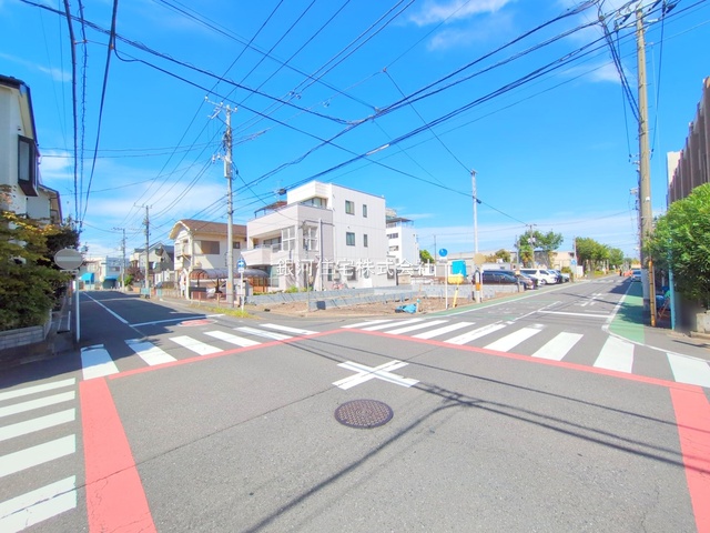 G00383586 埼玉県蕨市塚越５丁目 新築一戸建て 5280万円 土地面積73.54m² (約22.24坪) 建物面積105.30m² (約31.85坪) 間取り３ＳＬＤＫ 築年月2026年01月【外観12】