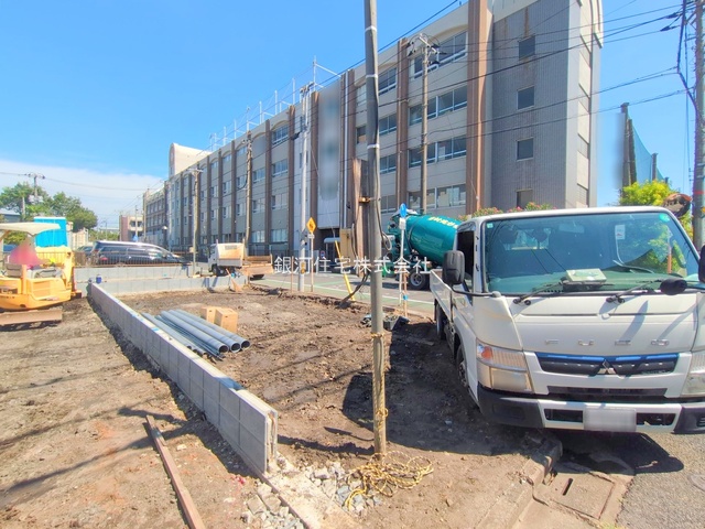 G00383586 埼玉県蕨市塚越５丁目 新築一戸建て 5280万円 土地面積73.54m² (約22.24坪) 建物面積105.30m² (約31.85坪) 間取り３ＳＬＤＫ 築年月2026年01月【外観14】