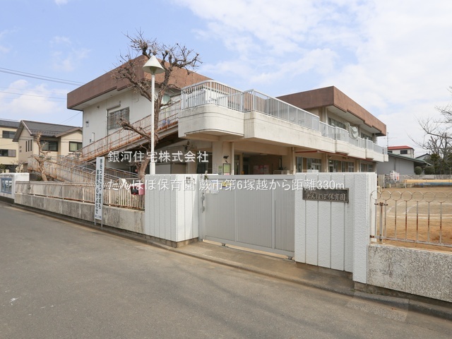G00383586 埼玉県蕨市塚越５丁目 新築一戸建て 5280万円 土地面積73.54m² (約22.24坪) 建物面積105.30m² (約31.85坪) 間取り３ＳＬＤＫ 築年月2026年01月【周辺環境】たんぽぽ保育園