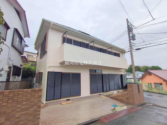 G00383804 神奈川県藤沢市大鋸３丁目 中古一戸建て 3980万円 土地面積114.85m² (約34.74坪) 建物面積107.93m² (約32.64坪) 間取り４ＬＤＫ 築年月1994年06月(築31年)【外観2】