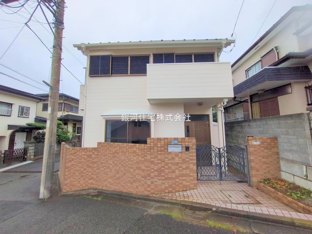 G00383804 神奈川県藤沢市大鋸３丁目 中古一戸建て 3980万円 土地面積114.85m² (約34.74坪) 建物面積107.93m² (約32.64坪) 間取り４ＬＤＫ 築年月1994年06月(築31年)【外観7】