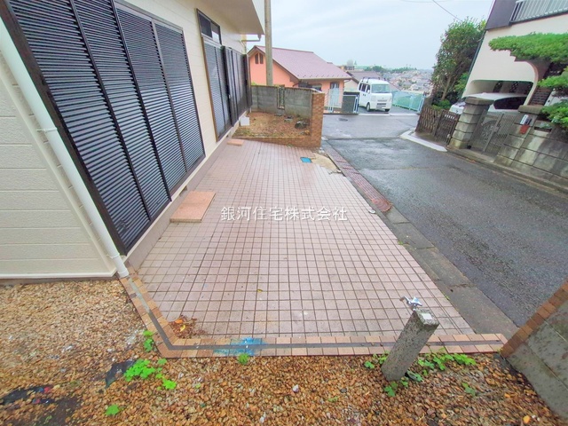 G00383804 神奈川県藤沢市大鋸３丁目 中古一戸建て 3980万円 土地面積114.85m² (約34.74坪) 建物面積107.93m² (約32.64坪) 間取り４ＬＤＫ 築年月1994年06月(築31年)【外観10】