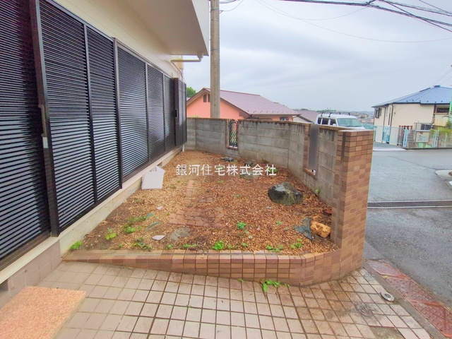 G00383804 神奈川県藤沢市大鋸３丁目 中古一戸建て 3980万円 土地面積114.85m² (約34.74坪) 建物面積107.93m² (約32.64坪) 間取り４ＬＤＫ 築年月1994年06月(築31年)【外観13】