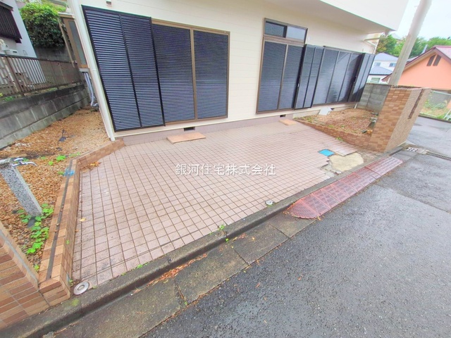 G00383804 神奈川県藤沢市大鋸３丁目 中古一戸建て 3980万円 土地面積114.85m² (約34.74坪) 建物面積107.93m² (約32.64坪) 間取り４ＬＤＫ 築年月1994年06月(築31年)【外観17】