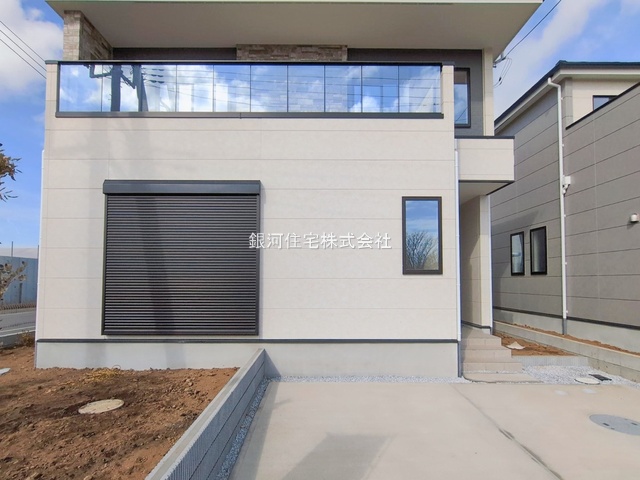 G00384278 千葉県市川市北方町４丁目 新築一戸建て 5888万円 土地面積160.05m² (約48.41坪) 建物面積105.96m² (約32.05坪) 間取り４ＬＤＫ 築年月2026年02月【外観11】