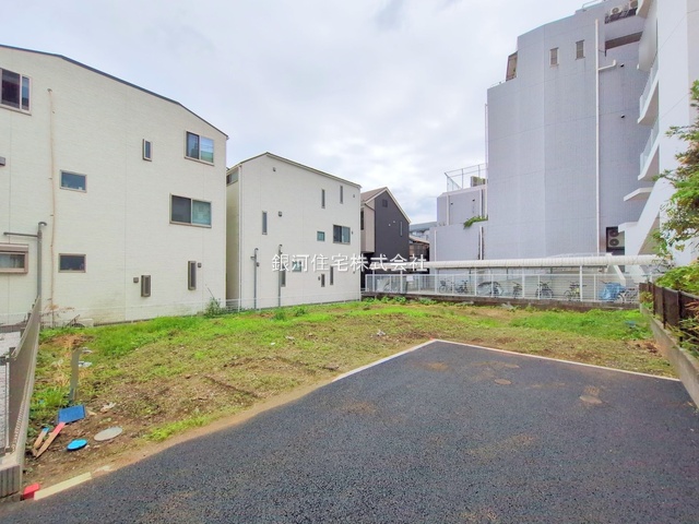 G00384295 神奈川県横浜市神奈川区西神奈川３丁目 土地 1億3800万円 土地面積180.44m² (約54.58坪)