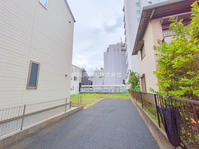 G00384295 神奈川県横浜市神奈川区西神奈川３丁目 土地 1億3800万円 土地面積180.44m² (約54.58坪)【外観3】