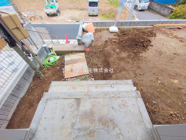 G00384446 東京都八王子市中山 新築一戸建て 3480万円 土地面積135.53m² (約40.99坪) 建物面積98.05m² (約29.66坪) 間取り３ＬＤＫ 築年月2025年12月【外観10】