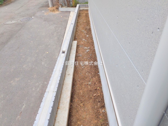 G00384446 東京都八王子市中山 新築一戸建て 3480万円 土地面積135.53m² (約40.99坪) 建物面積98.05m² (約29.66坪) 間取り３ＬＤＫ 築年月2025年12月【外観14】