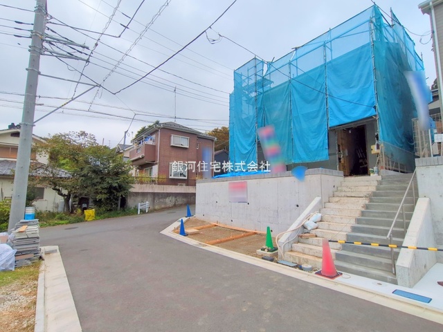 G00384446 東京都八王子市中山 新築一戸建て 3480万円 土地面積135.53m² (約40.99坪) 建物面積98.05m² (約29.66坪) 間取り３ＬＤＫ 築年月2025年12月【外観18】