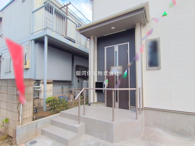 G00384465 埼玉県新座市野火止５丁目 新築一戸建て 3290万円 土地面積89.52m² (約27.07坪) 建物面積71.21m² (約21.54坪) 間取り３ＬＤＫ 築年月2025年10月(築１年以内)【外観17】