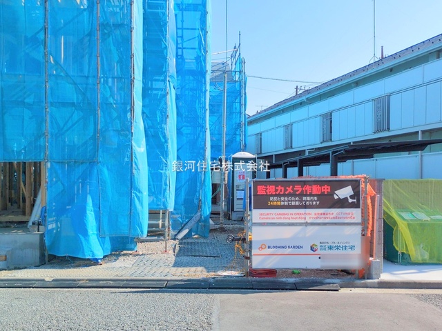 G00384475 神奈川県横浜市金沢区六浦東２丁目 新築一戸建て 4780万円 土地面積116.08m² (約35.11坪) 建物面積89.42m² (約27.04坪) 間取り３ＬＤＫ 築年月2026年01月【外観2】