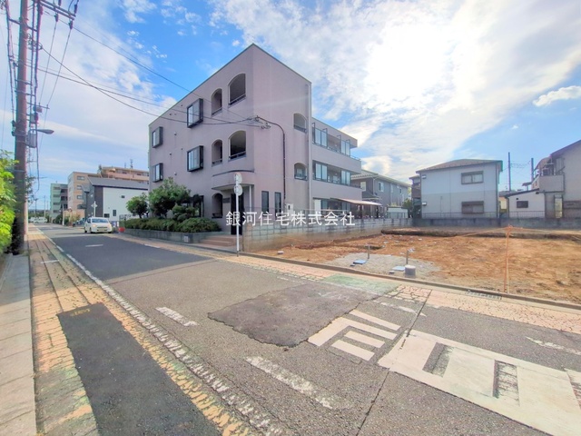 G00384478 埼玉県戸田市笹目３丁目 新築一戸建て 4790万円 土地面積105.37m² (約31.87坪) 建物面積83.22m² (約25.17坪) 間取り３ＬＤＫ 築年月2026年01月【外観9】