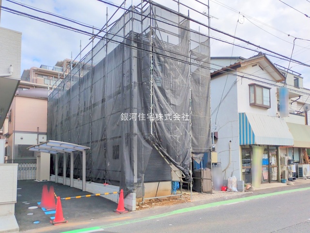 G00384516 埼玉県川口市大字安行領根岸 新築一戸建て 3499万円 土地面積93.70m² (約28.34坪) 建物面積93.57m² (約28.30坪) 間取り３ＬＤＫ 築年月2025年11月(築１年以内)【外観2】