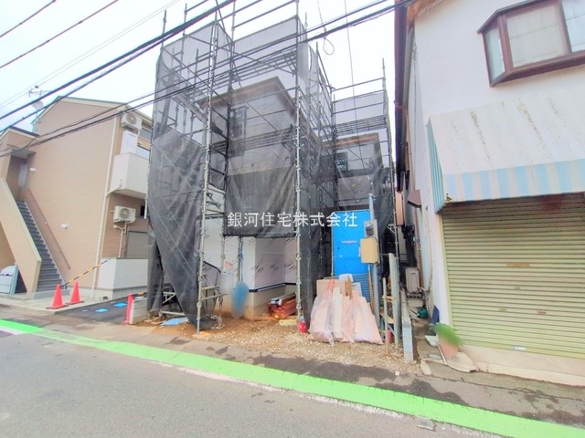 G00384516 埼玉県川口市大字安行領根岸 新築一戸建て 3499万円 土地面積93.70m² (約28.34坪) 建物面積93.57m² (約28.30坪) 間取り３ＬＤＫ 築年月2025年11月(築１年以内)【外観5】