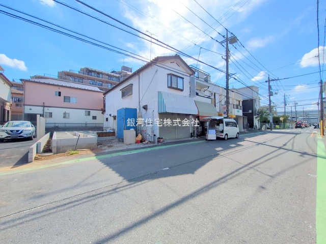 G00384516 埼玉県川口市大字安行領根岸 新築一戸建て 3499万円 土地面積93.70m² (約28.34坪) 建物面積93.57m² (約28.30坪) 間取り３ＬＤＫ 築年月2025年11月(築１年以内)【外観9】