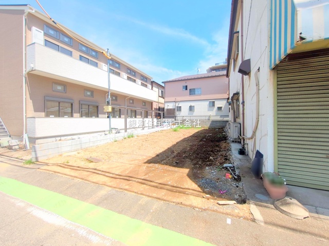 G00384516 埼玉県川口市大字安行領根岸 新築一戸建て 3499万円 土地面積93.70m² (約28.34坪) 建物面積93.57m² (約28.30坪) 間取り３ＬＤＫ 築年月2025年11月(築１年以内)【外観13】