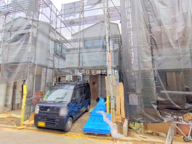 G00384530 神奈川県横浜市港北区綱島東４丁目 新築一戸建て 8180万円 土地面積89.41m² (約27.04坪) 建物面積106.50m² (約32.21坪) 間取り３ＬＤＫ 築年月2025年12月【外観2】