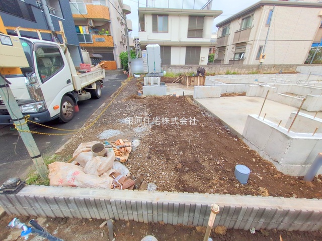 G00384530 神奈川県横浜市港北区綱島東４丁目 新築一戸建て 8180万円 土地面積89.41m² (約27.04坪) 建物面積106.50m² (約32.21坪) 間取り３ＬＤＫ 築年月2025年12月【外観8】