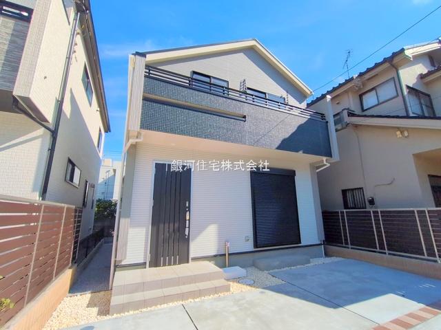 G00384540 東京都東久留米市八幡町２丁目 新築一戸建て 4380万円 土地面積105.77m² (約31.99坪) 建物面積84.24m² (約25.48坪) 間取り３ＬＤＫ 築年月2025年10月(築１年以内)