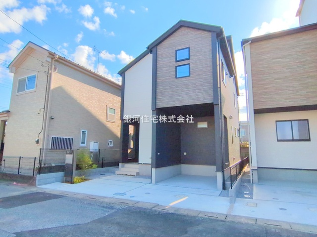 G00385507 埼玉県春日部市豊町４丁目 新築一戸建て 4190万円 土地面積110.54m² (約33.43坪) 建物面積103.71m² (約31.37坪) 間取り３ＬＤＫ 築年月2025年12月(築１年以内)【外観2】