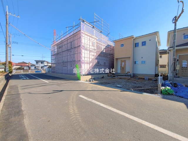 G00385516 埼玉県久喜市栗原４丁目 新築一戸建て 2780万円 土地面積156.79m² (約47.42坪) 建物面積103.09m² (約31.18坪) 間取り３ＬＤＫ 築年月2026年02月【外観6】