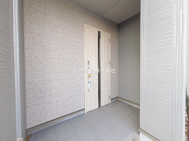 G00385534 埼玉県所沢市東狭山ヶ丘１丁目 新築一戸建て 4580万円 土地面積124.37m² (約37.62坪) 建物面積100.20m² (約30.31坪) 間取り３ＬＤＫ 築年月2025年12月(築１年以内)【外観7】