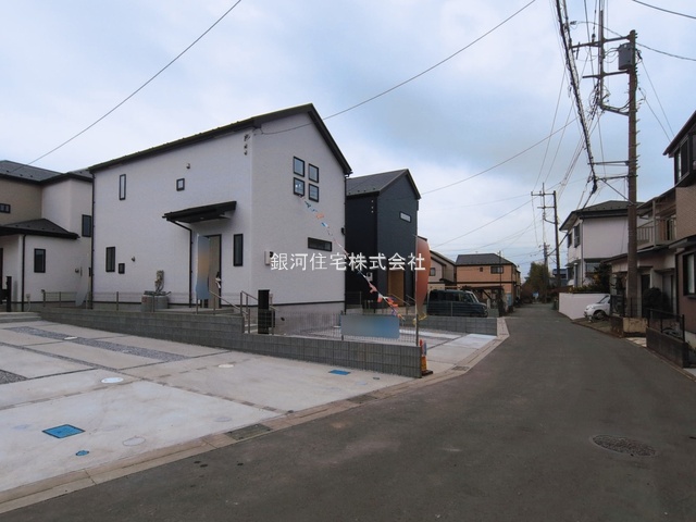 G00385554 神奈川県伊勢原市串橋 新築一戸建て 3490万円 土地面積144.30m² (約43.65坪) 建物面積99.36m² (約30.05坪) 間取り３ＬＤＫ 築年月2026年01月【外観3】