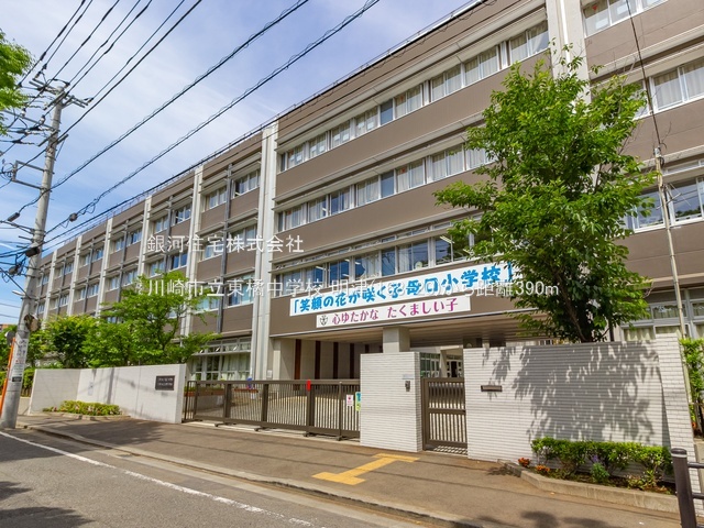 G00385588 神奈川県川崎市高津区明津 新築一戸建て 5880万円 土地面積70.41m² (約21.29坪) 建物面積101.41m² (約30.67坪) 間取り３ＳＬＤＫ 築年月2025年12月(築１年以内)【周辺環境】川崎市立東橘中学校
