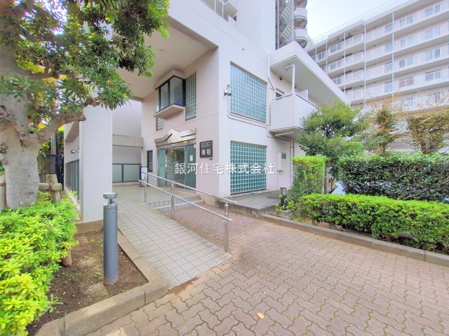 G00385612 千葉県柏市青葉台２丁目 中古マンション 1998万円 専有面積71.01m² (約21.48坪) 間取り３ＬＤＫ 所在階3階 築年月1988年05月(築37年)【外観3】