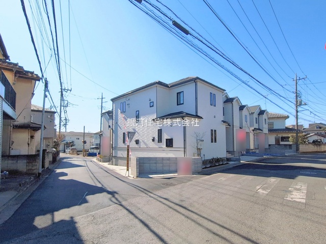 G00385825 埼玉県新座市石神４丁目 新築一戸建て 3590万円 土地面積102.83m² (約31.10坪) 建物面積92.32m² (約27.92坪) 間取り４ＬＤＫ 築年月2025年12月(築１年以内)【外観3】