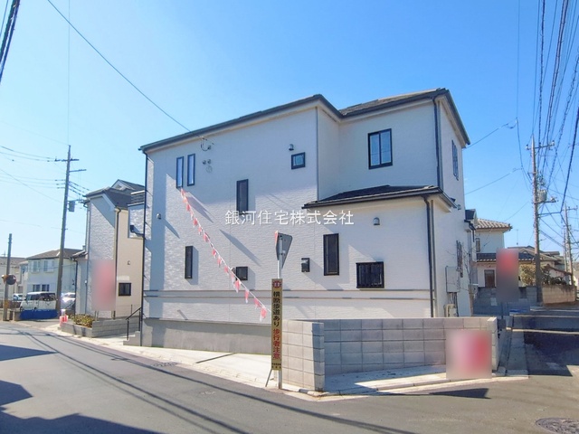 G00385825 埼玉県新座市石神４丁目 新築一戸建て 3590万円 土地面積102.83m² (約31.10坪) 建物面積92.32m² (約27.92坪) 間取り４ＬＤＫ 築年月2025年12月(築１年以内)【外観13】