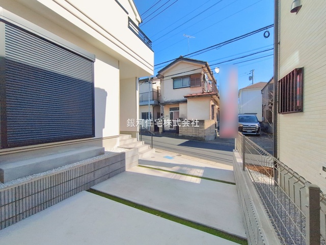 G00385825 埼玉県新座市石神４丁目 新築一戸建て 3590万円 土地面積102.83m² (約31.10坪) 建物面積92.32m² (約27.92坪) 間取り４ＬＤＫ 築年月2025年12月(築１年以内)【外観18】