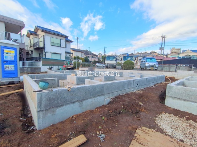 G00385826 埼玉県新座市石神４丁目 新築一戸建て 4490万円 土地面積102.04m² (約30.86坪) 建物面積92.27m² (約27.91坪) 間取り４ＬＤＫ 築年月2026年01月【外観14】