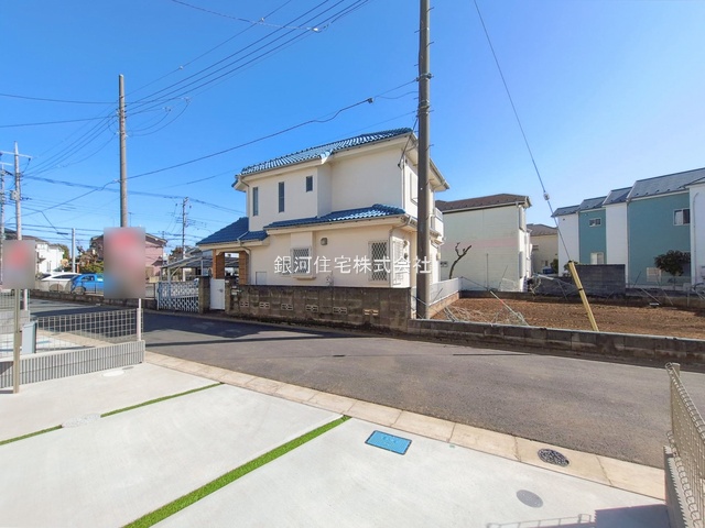 G00385827 埼玉県新座市石神４丁目 新築一戸建て 4190万円 土地面積102.03m² (約30.86坪) 建物面積90.10m² (約27.25坪) 間取り４ＬＤＫ 築年月2026年01月【外観11】