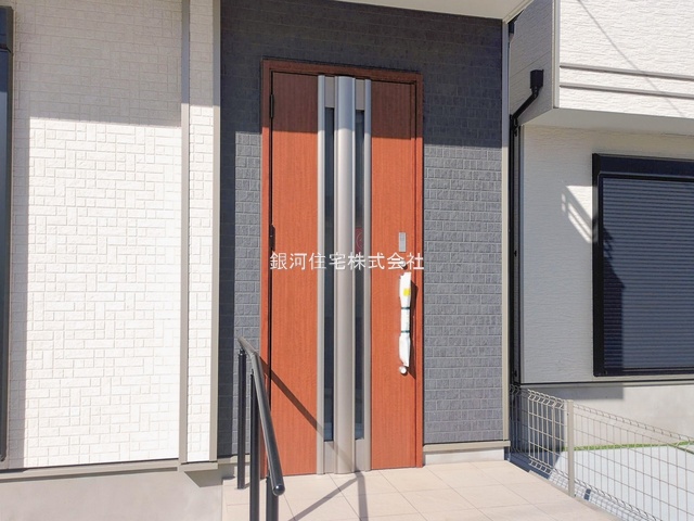 G00385827 埼玉県新座市石神４丁目 新築一戸建て 4190万円 土地面積102.03m² (約30.86坪) 建物面積90.10m² (約27.25坪) 間取り４ＬＤＫ 築年月2026年01月【外観15】