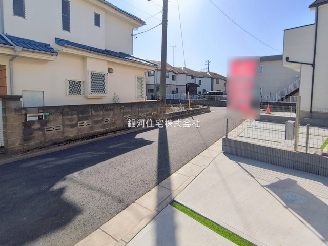 G00385828 埼玉県新座市石神４丁目 新築一戸建て 4190万円 土地面積106.65m² (約32.26坪) 建物面積91.18m² (約27.58坪) 間取り４ＬＤＫ 築年月2026年01月【外観11】