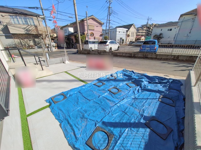 G00385831 埼玉県新座市石神４丁目 新築一戸建て 4290万円 土地面積103.01m² (約31.16坪) 建物面積93.57m² (約28.30坪) 間取り４ＬＤＫ 築年月2026年01月【外観5】