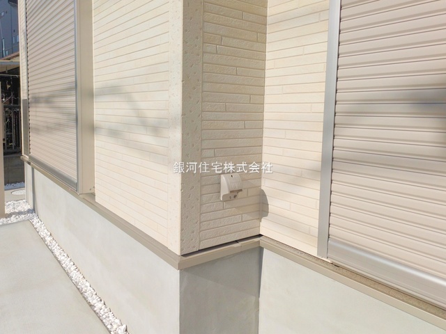 G00385862 神奈川県茅ヶ崎市南湖４丁目 新築一戸建て 6280万円 土地面積133.83m² (約40.48坪) 建物面積98.96m² (約29.93坪) 間取り４ＬＤＫ 築年月2025年11月(築１年以内)【外観6】