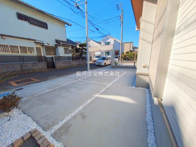 G00385863 神奈川県茅ヶ崎市南湖４丁目 新築一戸建て 6280万円 土地面積133.83m² (約40.48坪) 建物面積98.96m² (約29.93坪) 間取り４ＬＤＫ 築年月2025年11月(築１年以内)【外観4】